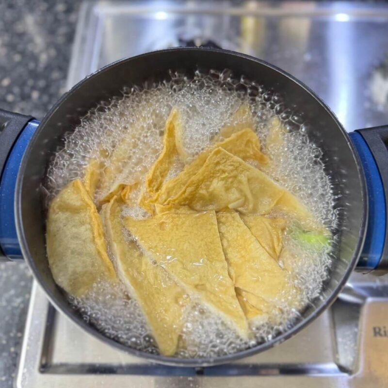 強火で5分煮込んだ後、蓋を開けてみた様子。