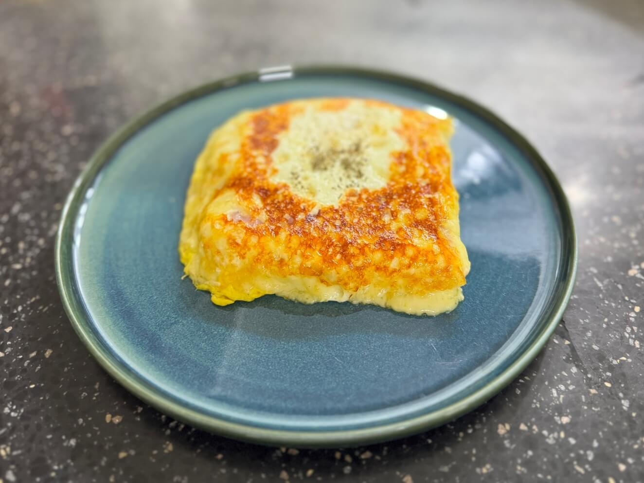 The finished ham and cheese toast recipe.