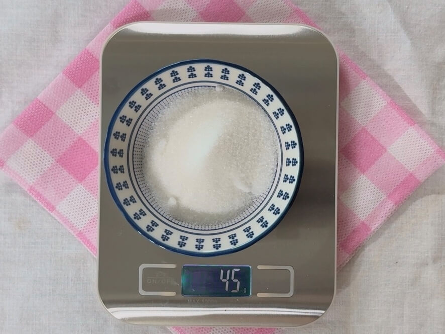 Weighing sugar