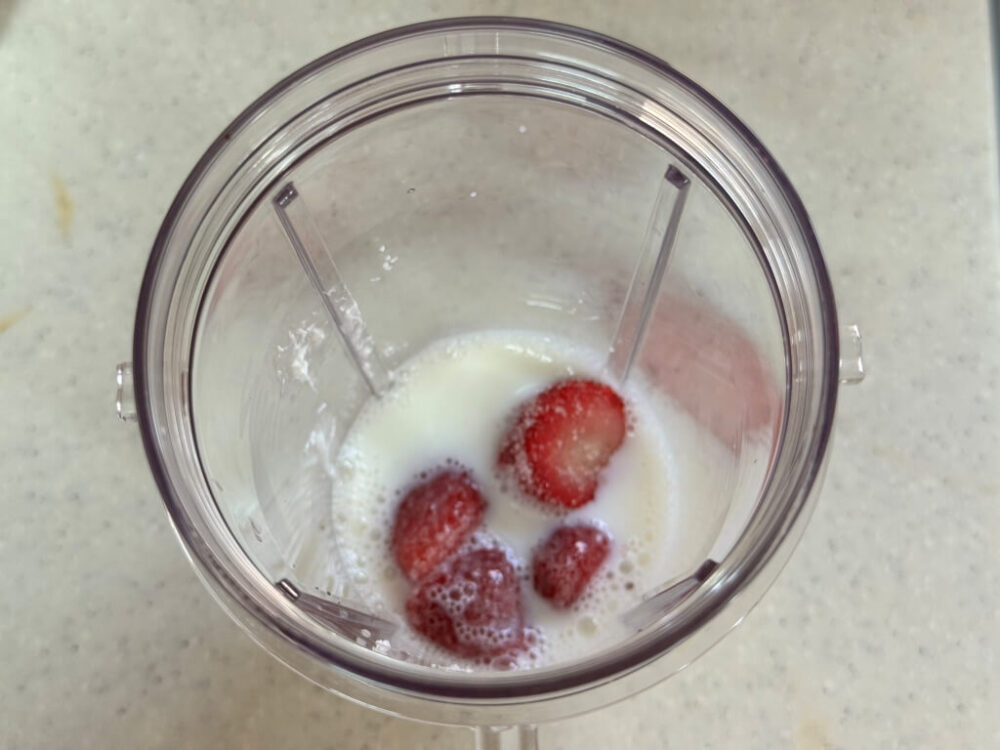 Frozen strawberries in plain rice seeds
