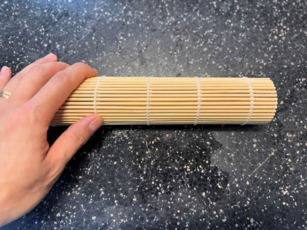 キンバプバルをくるくる回す様子