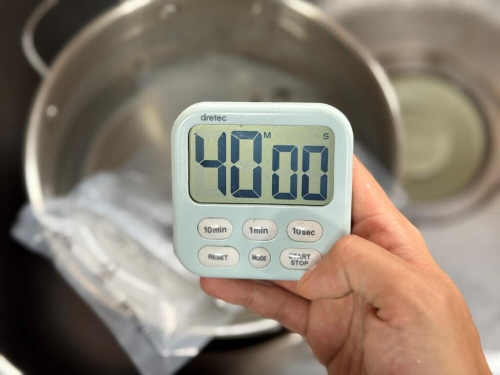 40分タイマーを合わせる様子