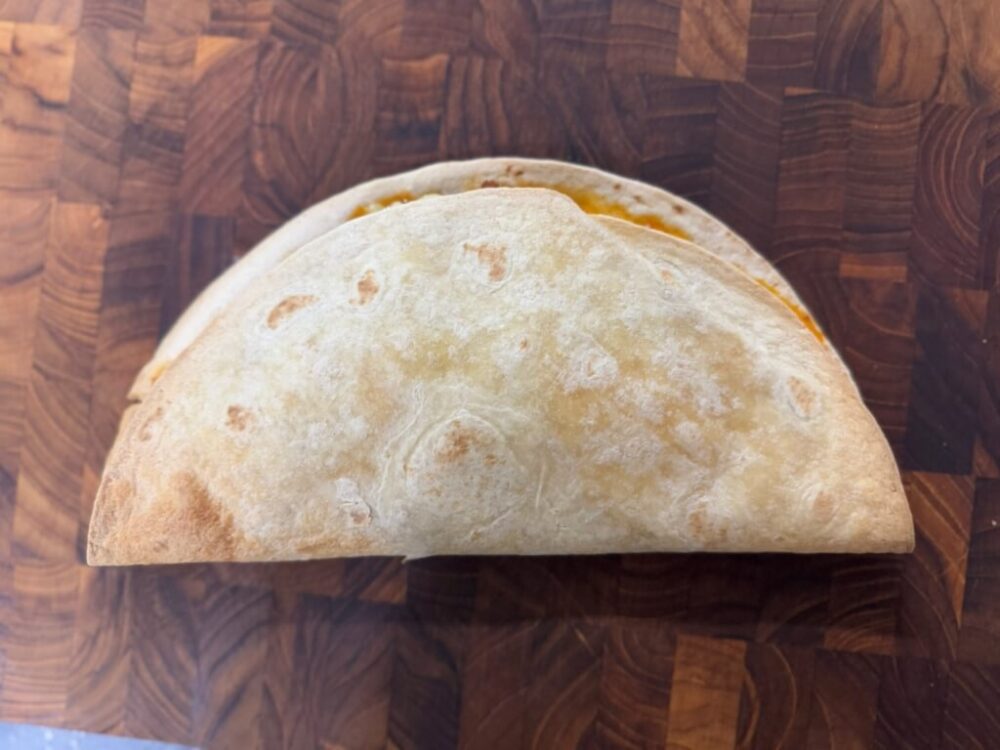 オーブンで焼いたプルドポークの様子