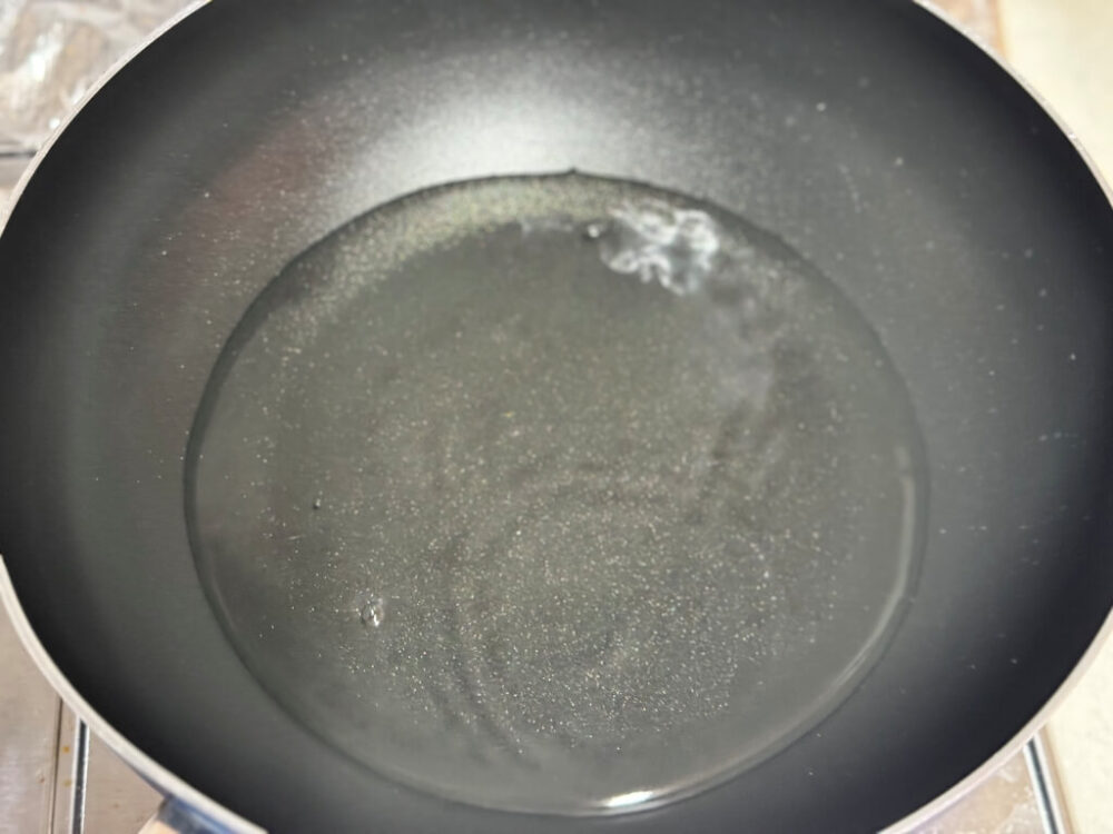 Agua en la sartén