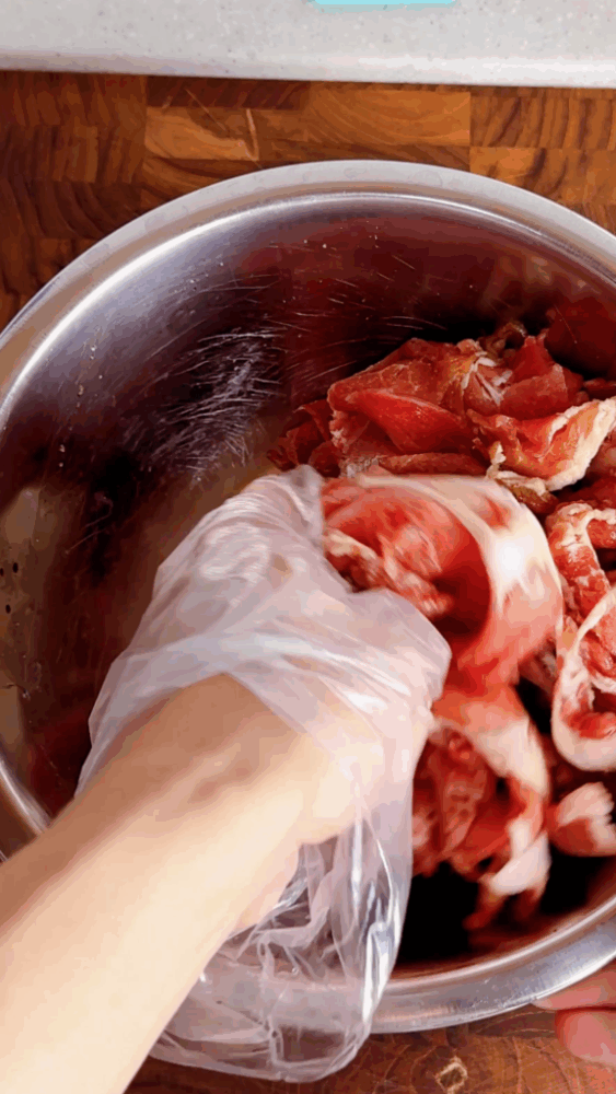 Tossing the pork forequarters